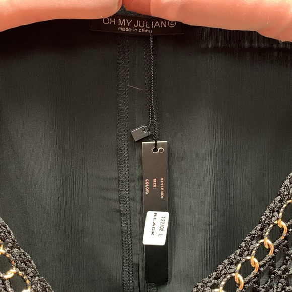 New blouse - Picture 3 of 4